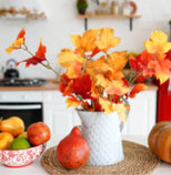 Autumn decor for the kitchen. Good kitchen design using Feng Shui solutions bolsters family holidays.